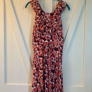 Lilly Pulitzer floral cotton dress with pockets.